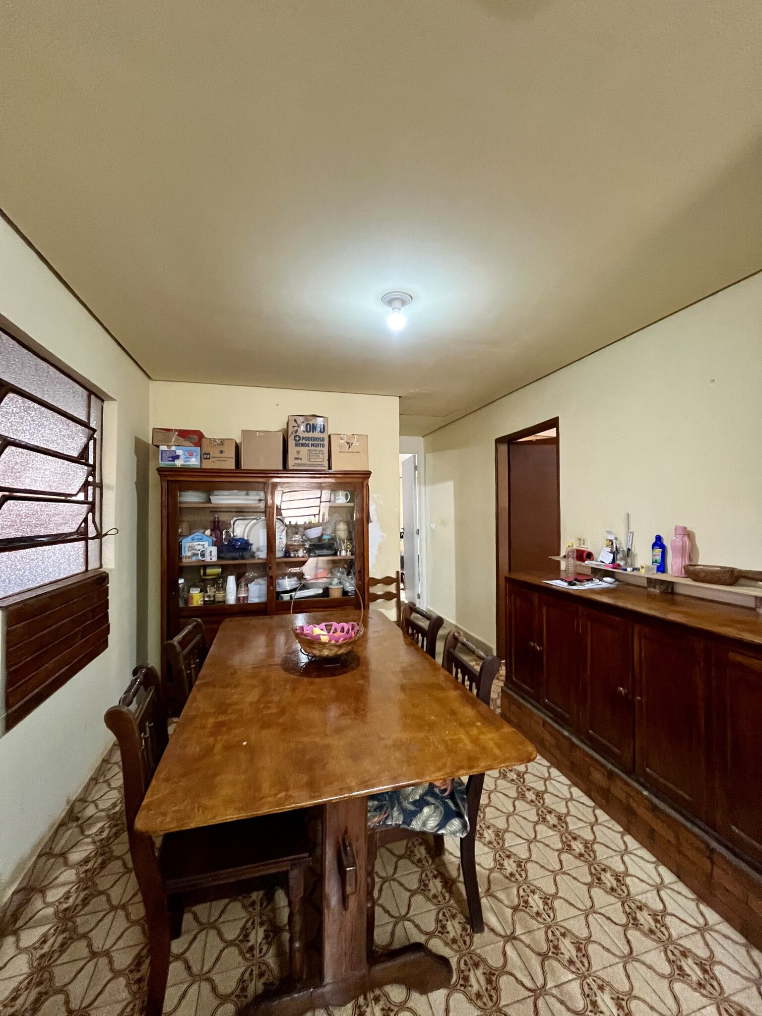 62C715BA-6A84-4517-BCCE-70705B26E197