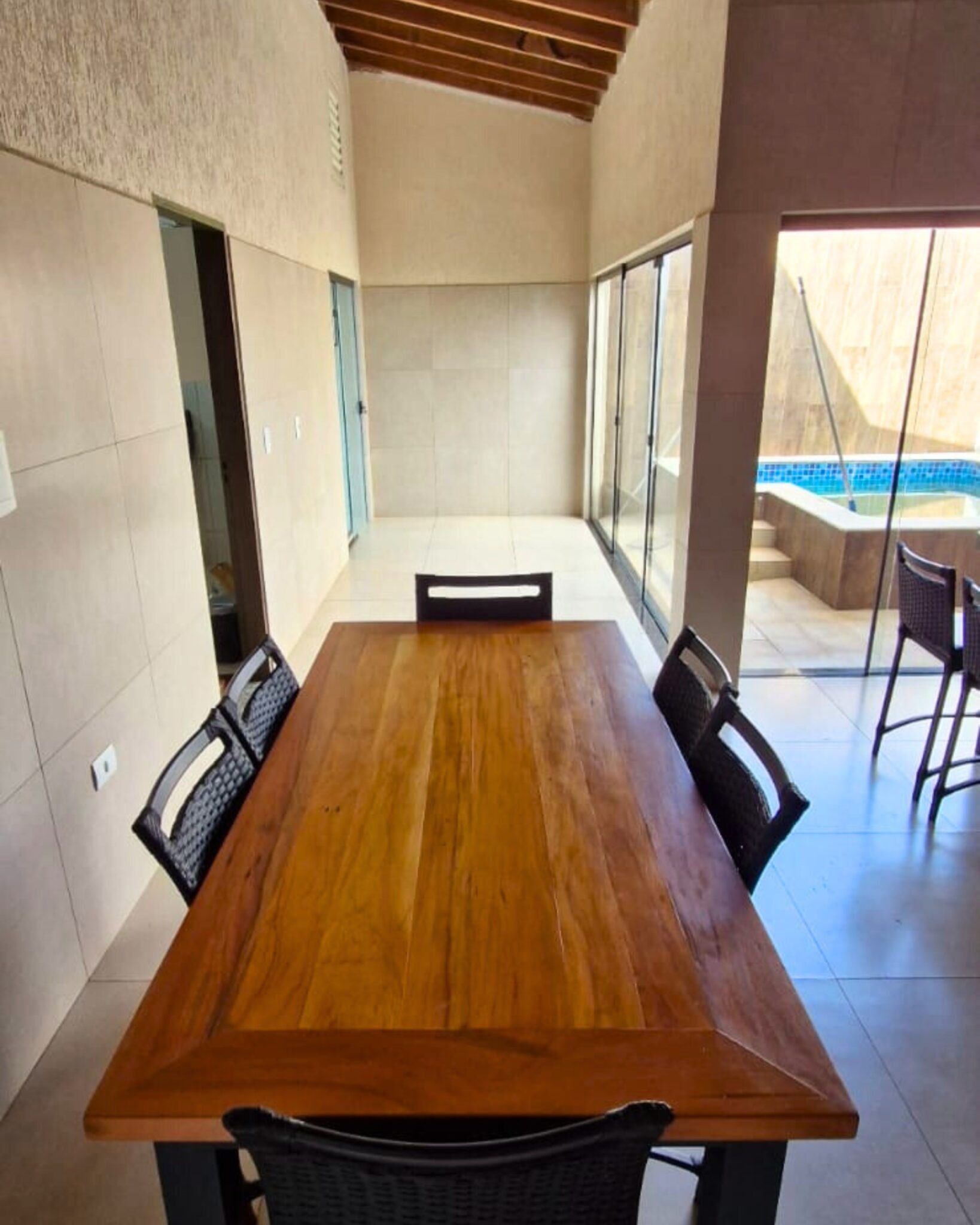 7628E431-95E9-443B-821D-719CDA44EE0F