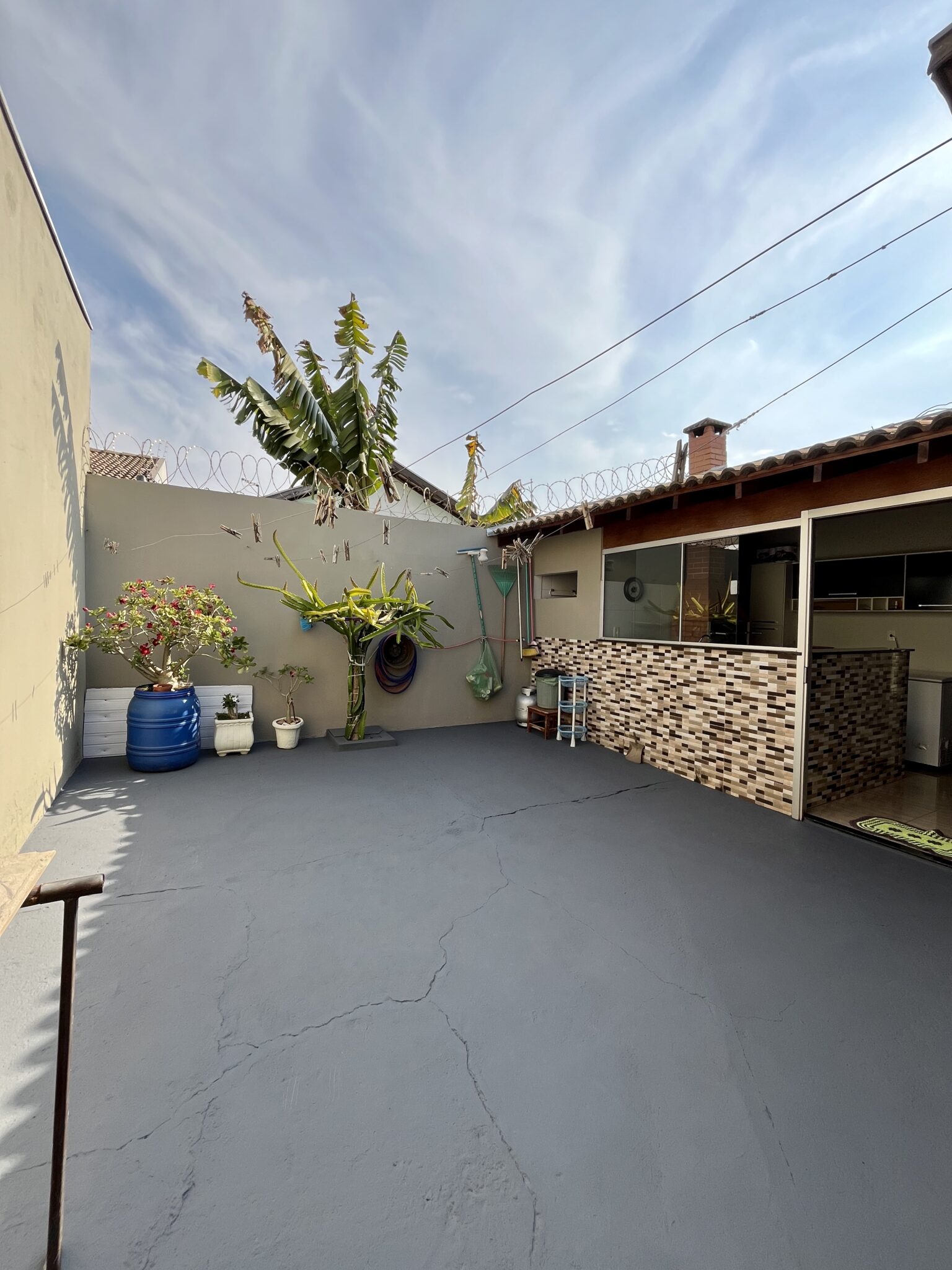 7DCAB5E6-044F-488A-9FF3-2A0093F9B2B4