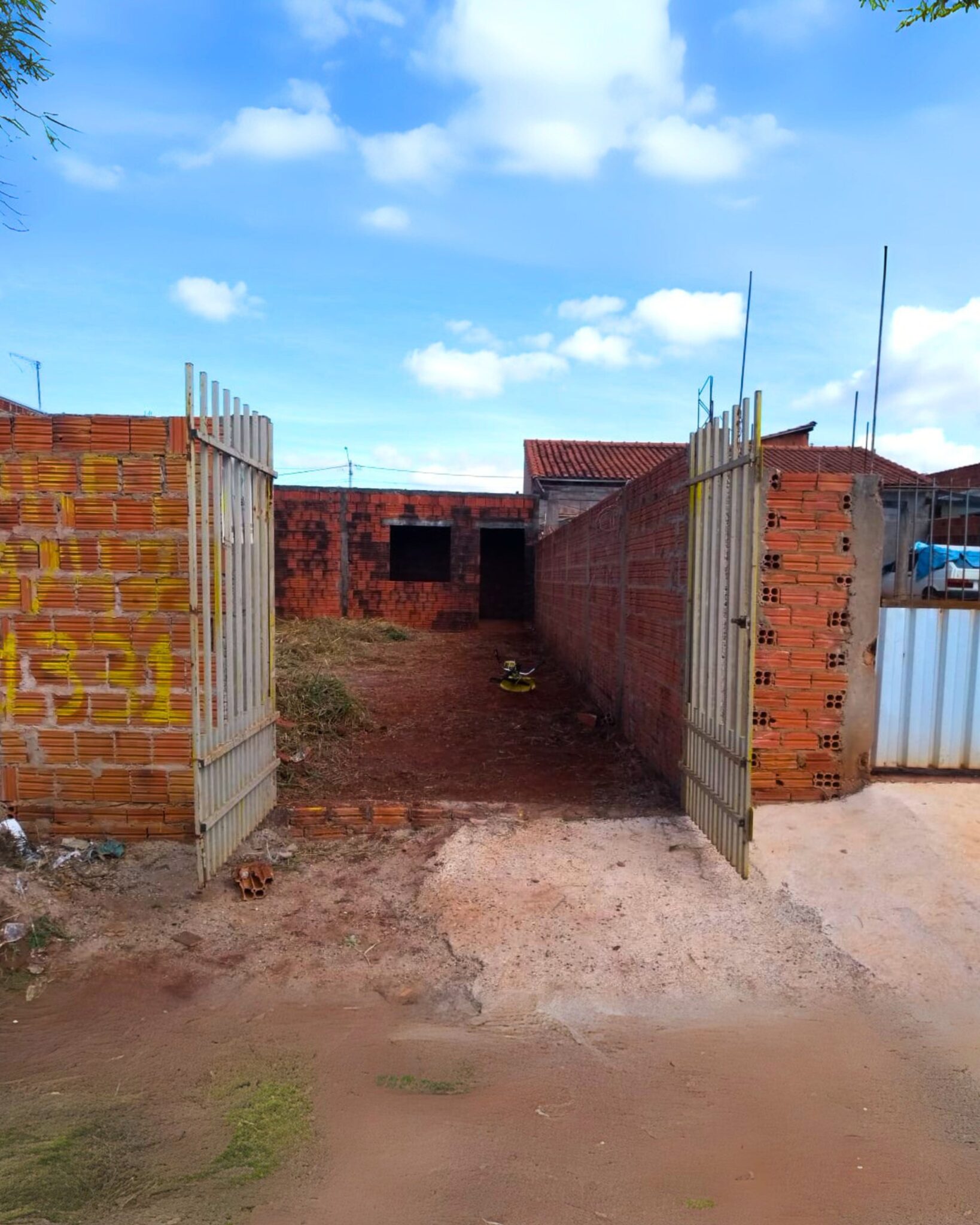 A0E4D779-88FB-4F9B-8893-4366A47C30C4