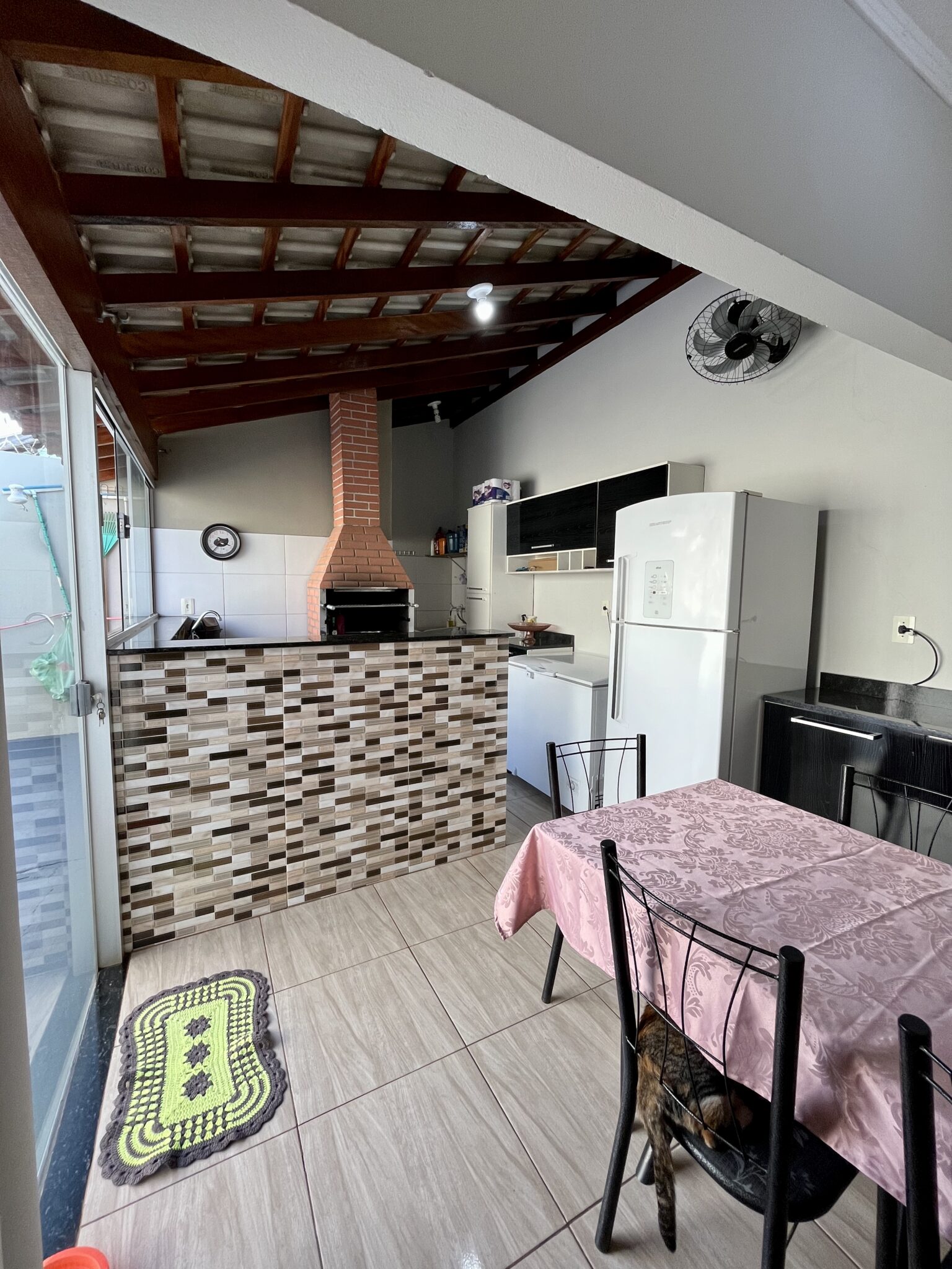 BAAE9587-ED53-436C-87B0-6B636B5EF054