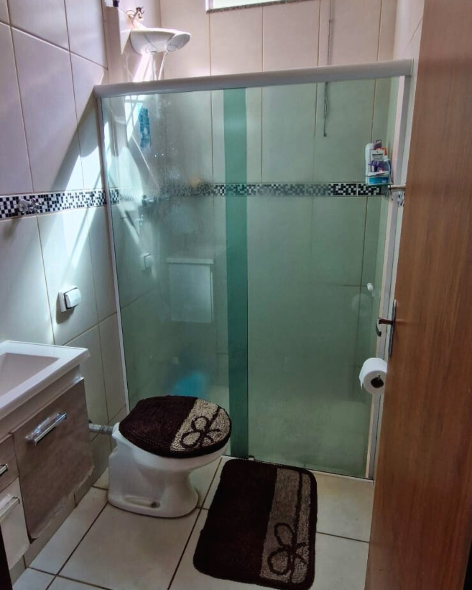 BDB9AC95-8640-435C-B042-55C8CD54828E