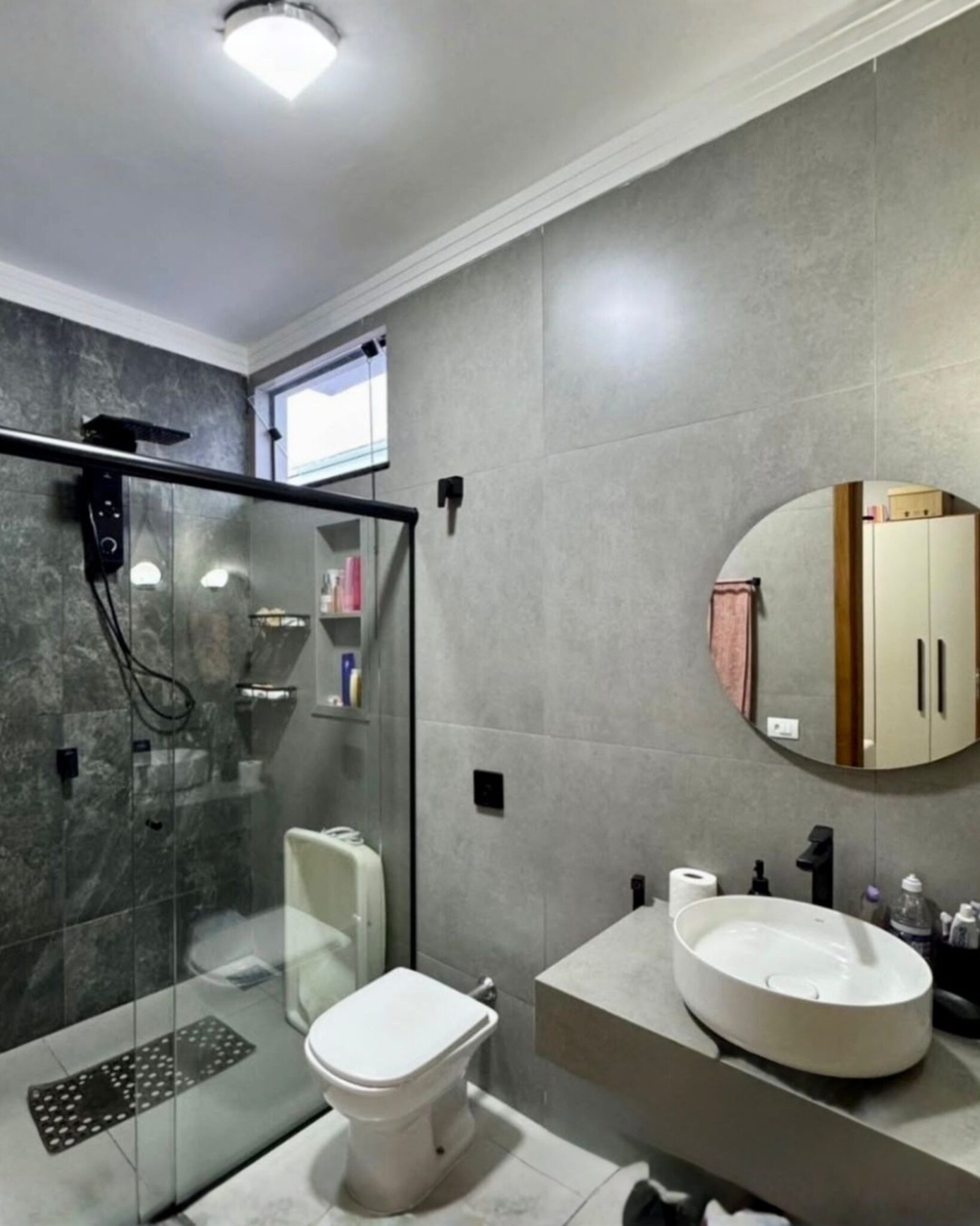 7D619B50-F42A-4B3B-B52C-80B25CF73852