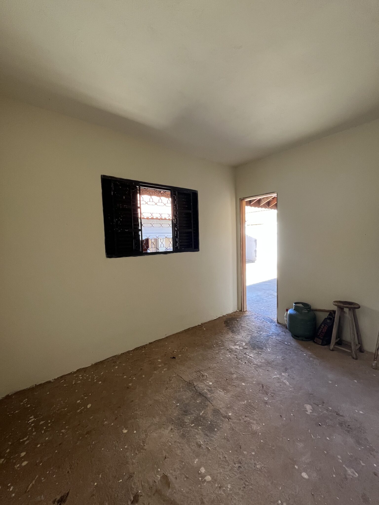 8B7D086F-9EC7-460B-9B01-6D37AA75C869