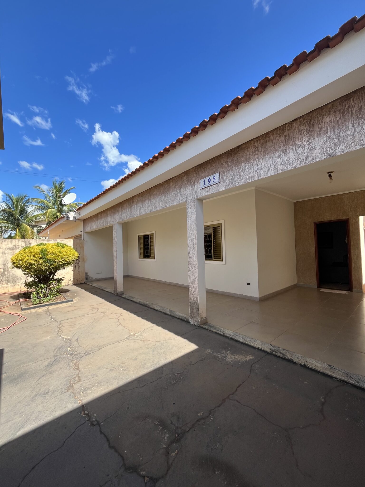 AA477642-6053-4717-80B1-BF33164DEF17